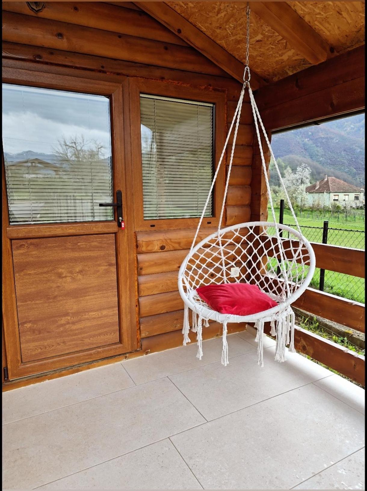 Holiday Bungalows With Pool Плав Екстер'єр фото