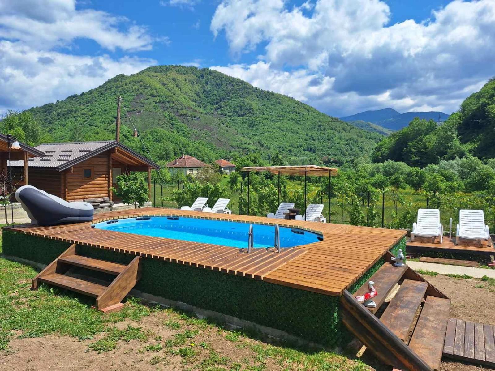 Holiday Bungalows With Pool Плав Екстер'єр фото